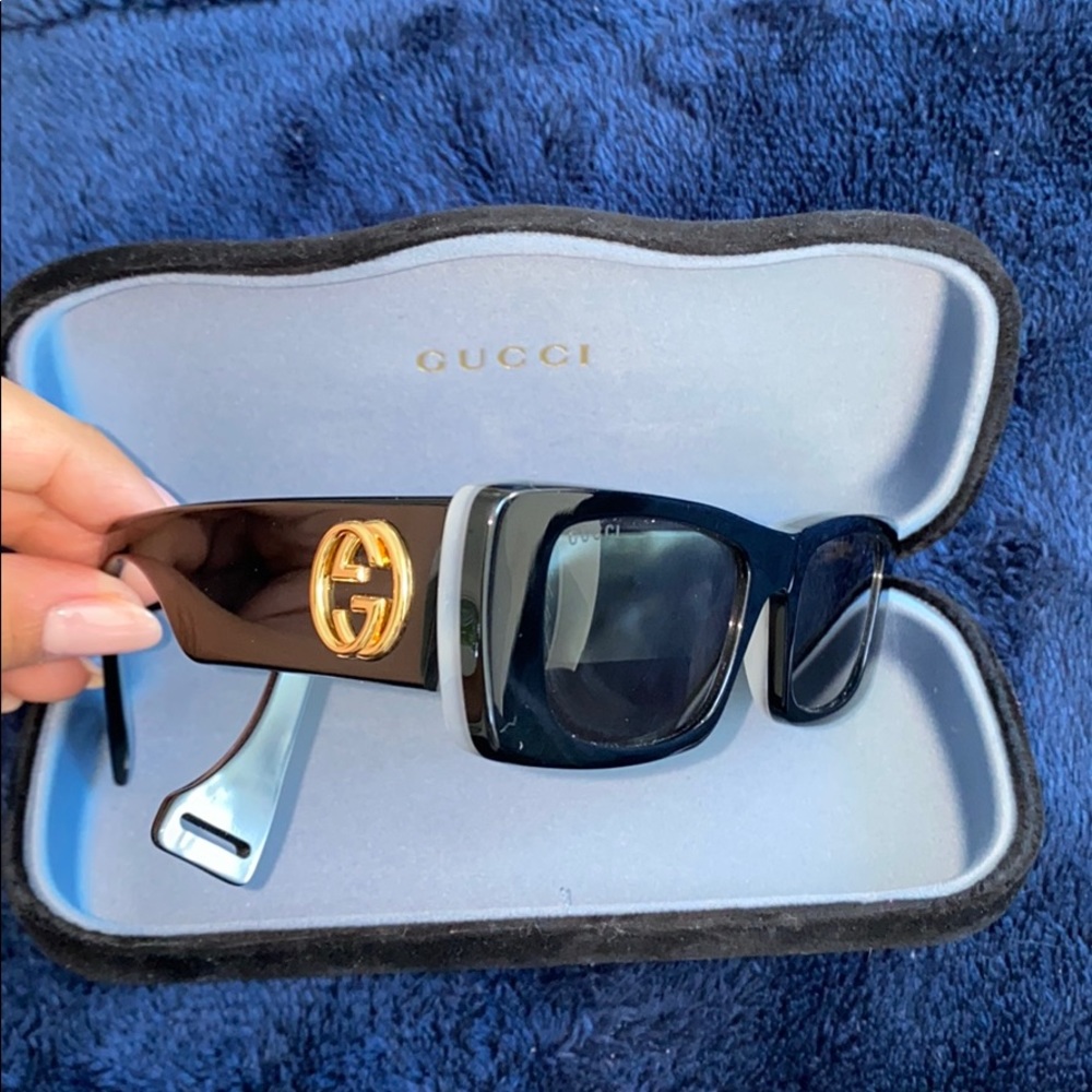 GUCCI Seasonal ICON Sunglasses